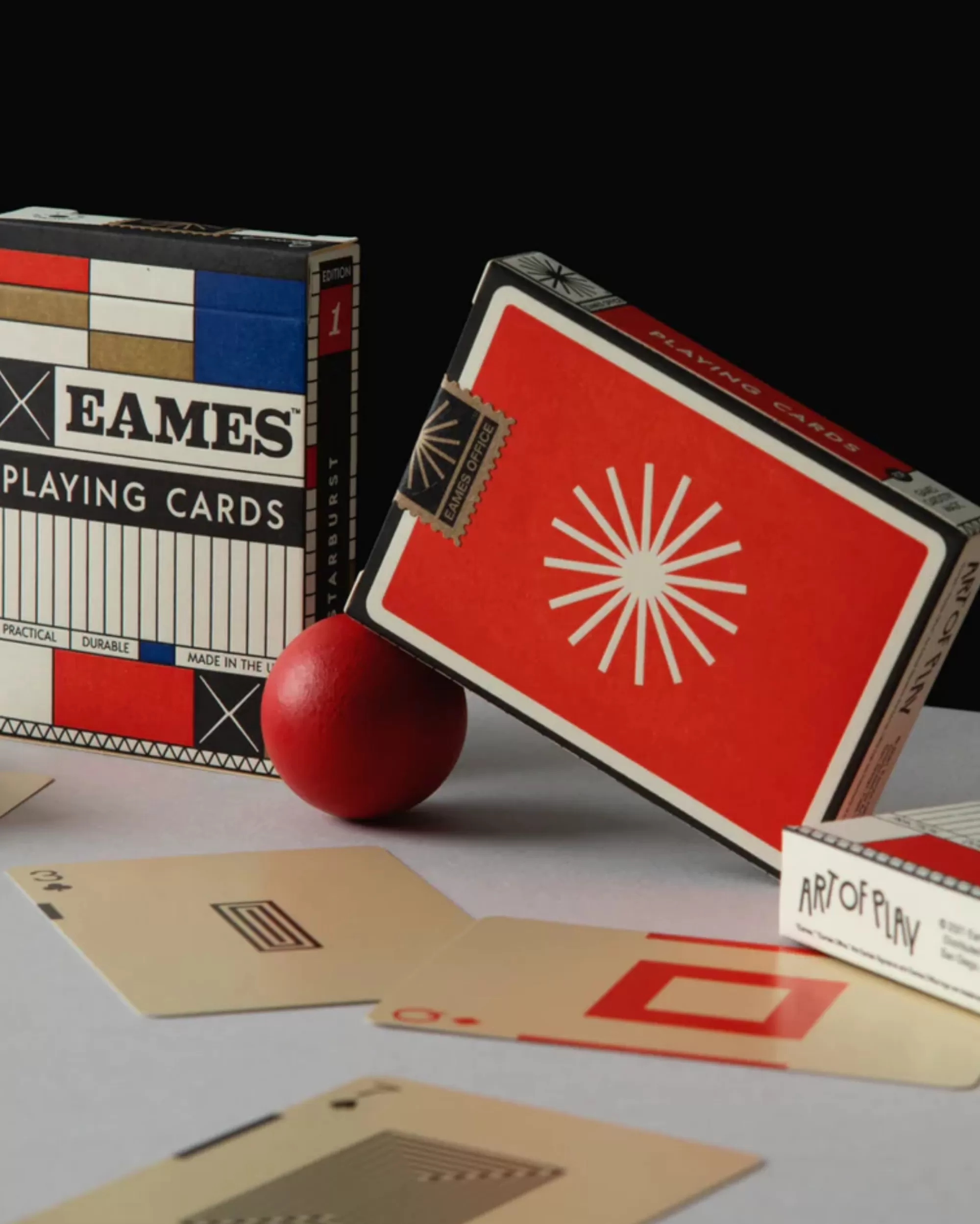 Sale art of play : Eames Starburst Playing Cards