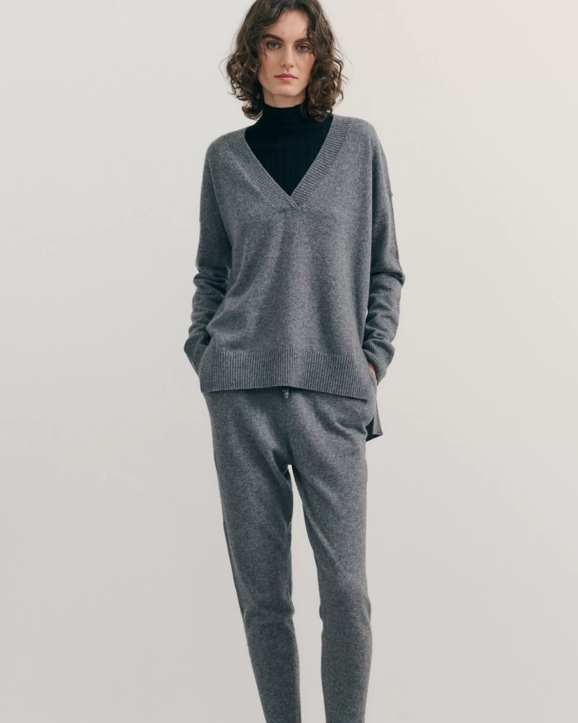 Discount cashmerism : Be Spoiled Track Pants In Mid Grey