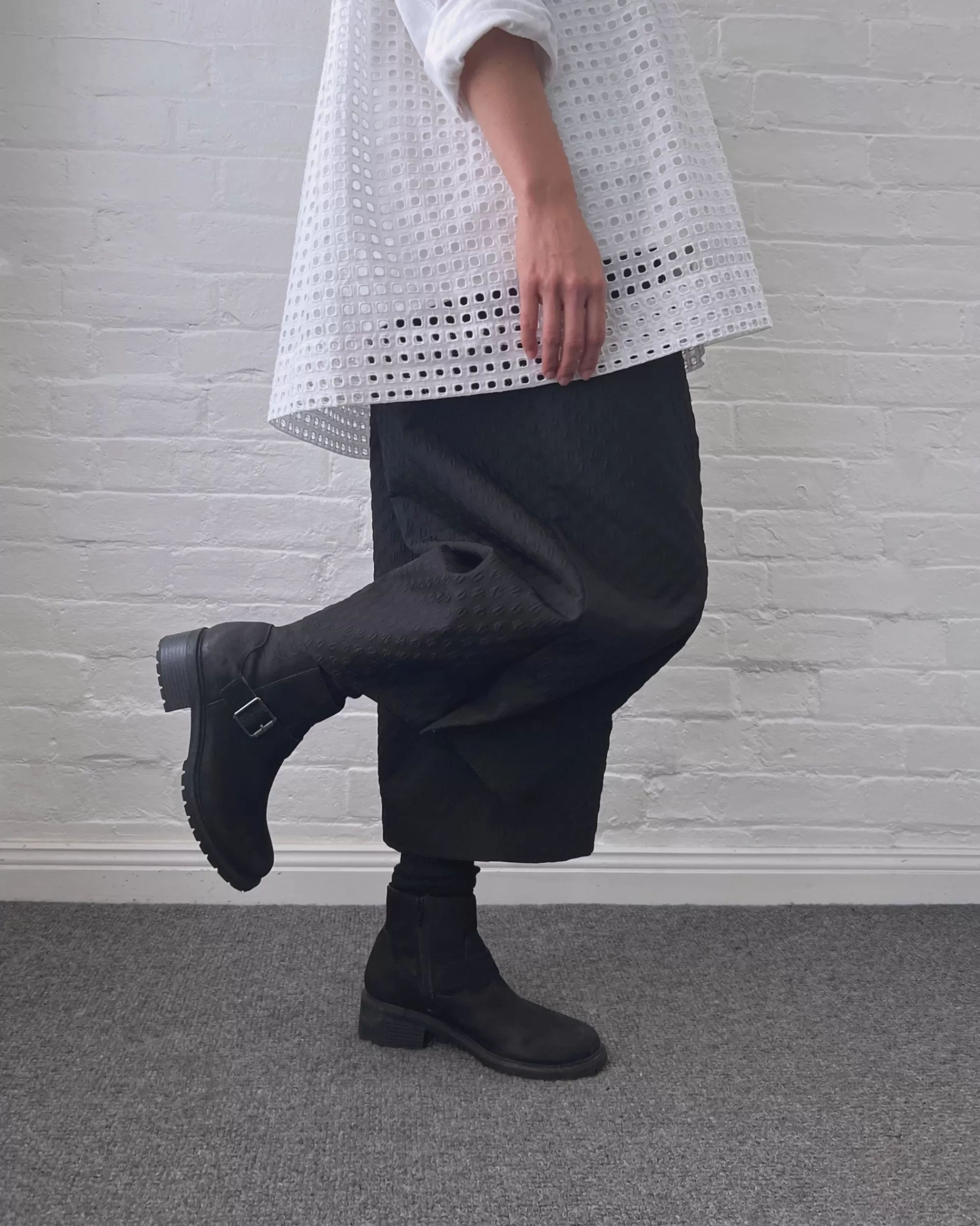 Discount LJ struthers : Textural Dot Pants