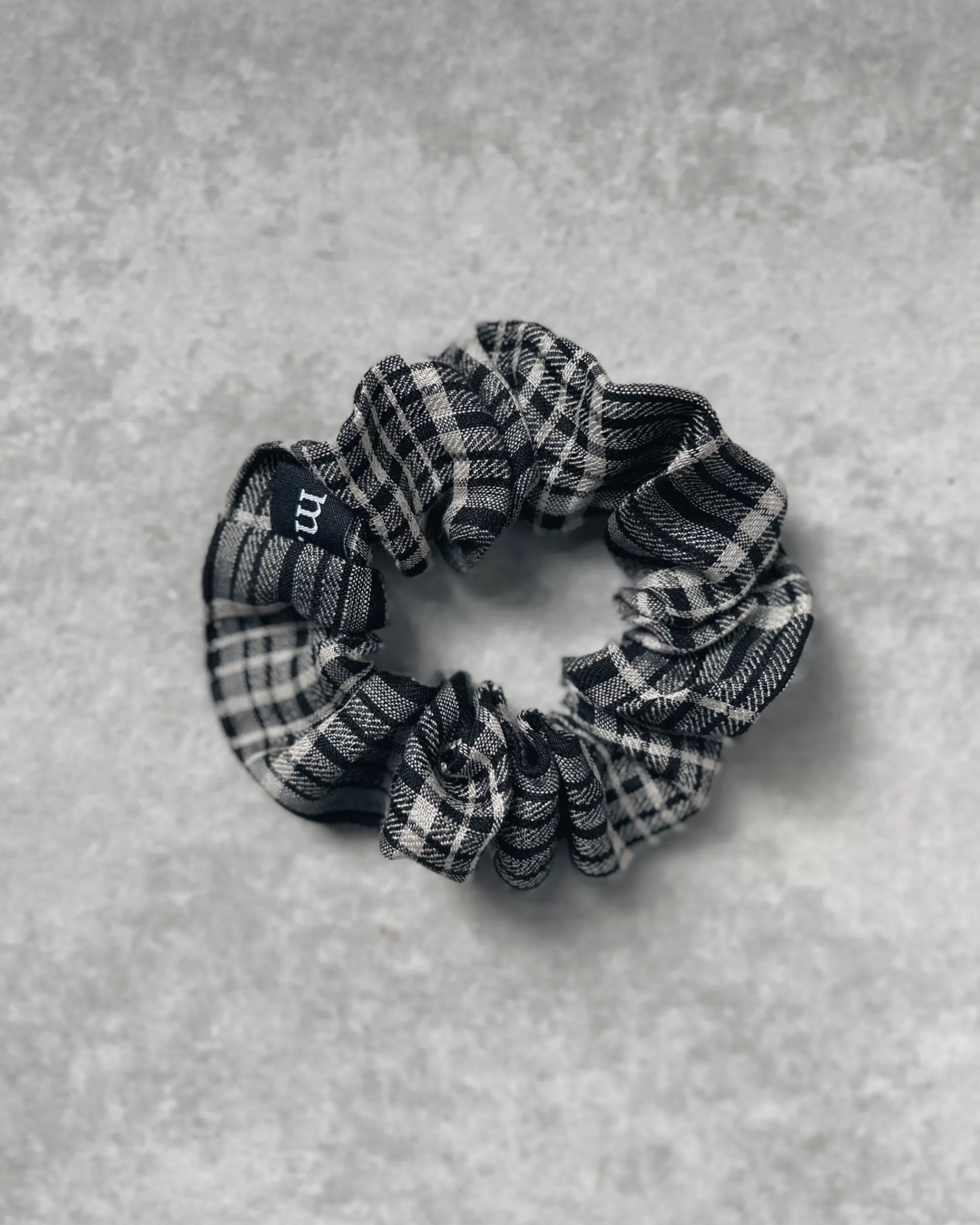 Online the maker M' For : Check Linen Scrunchie