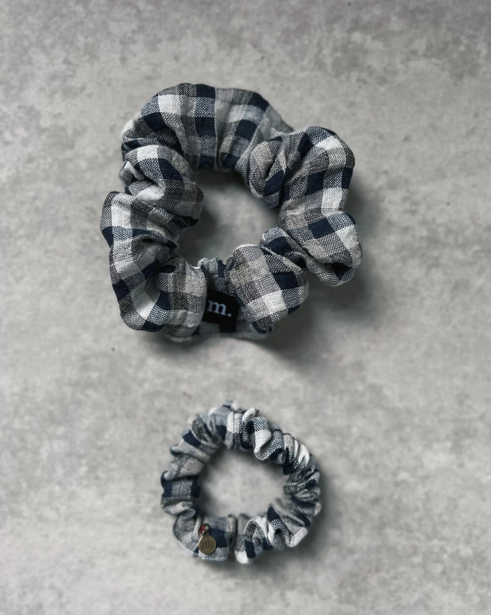 Sale the maker M' For : Check Linen Scrunchie