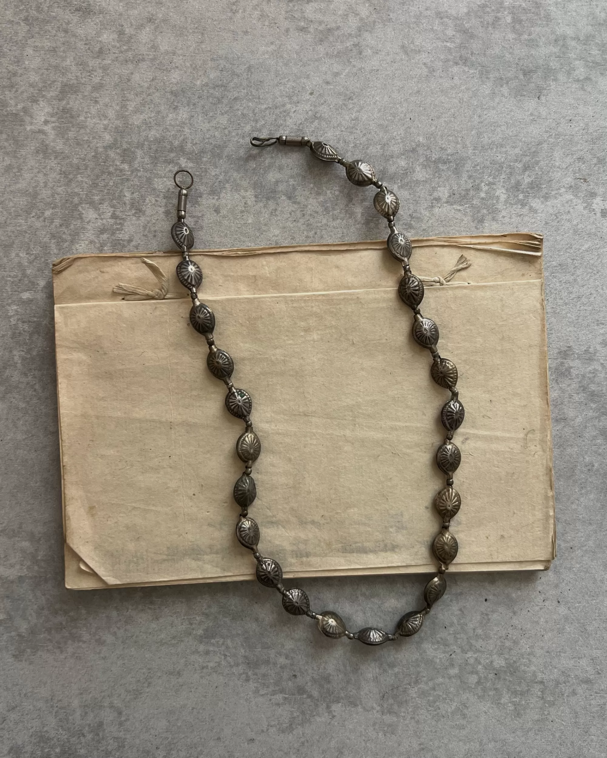 Best modern marcel : Vintage Indian Beaded Necklace