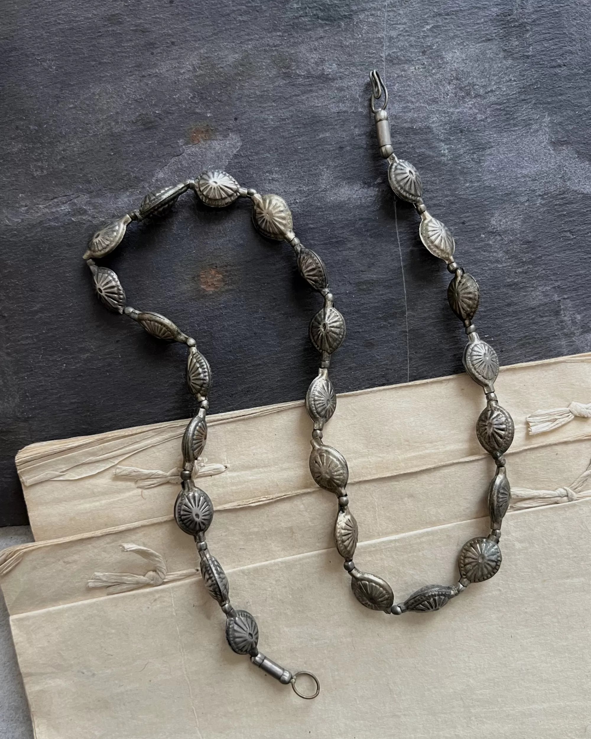 Best modern marcel : Vintage Indian Beaded Necklace