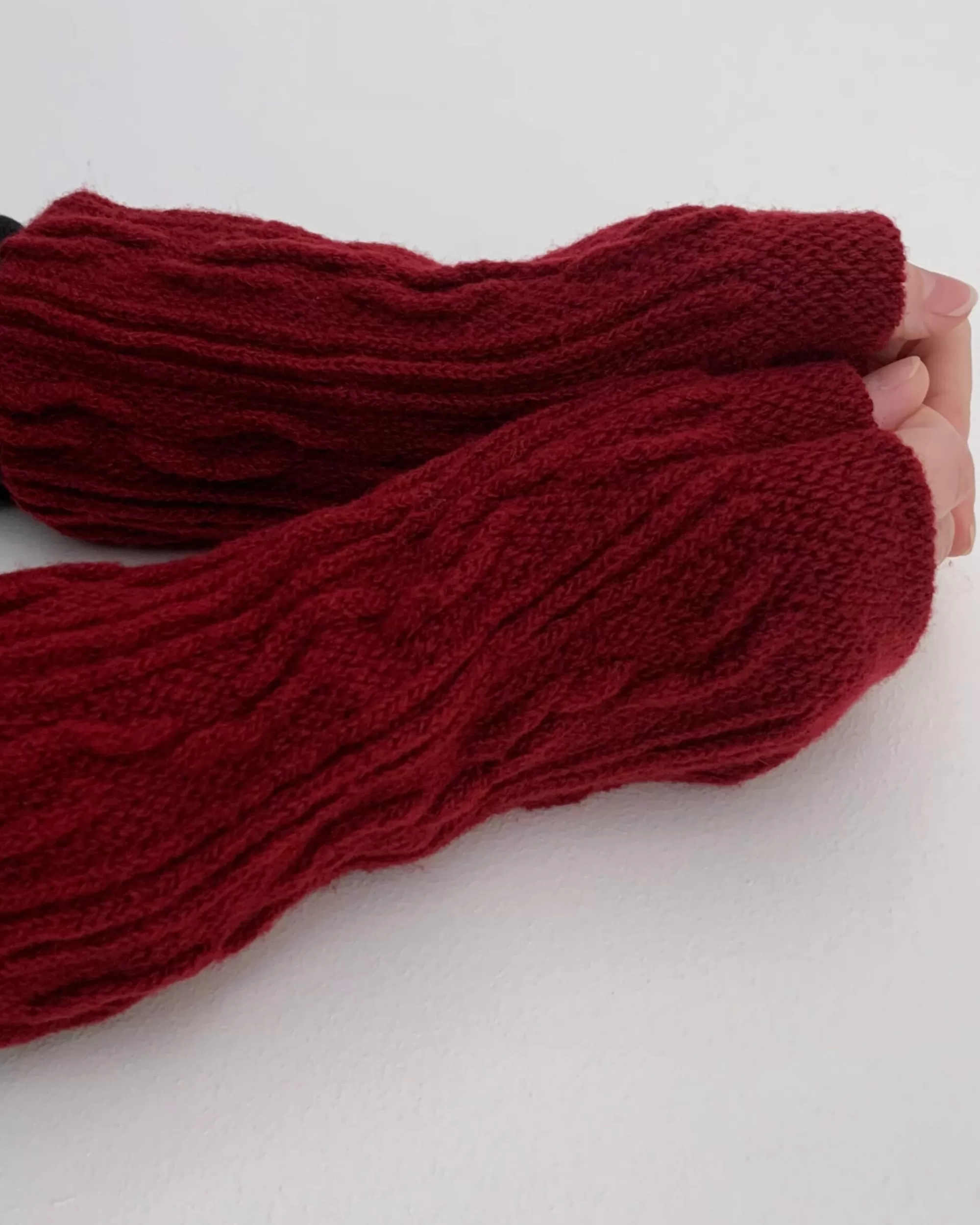 New nishiguchi kutsushita : Cable Arm Warmers Bordeaux