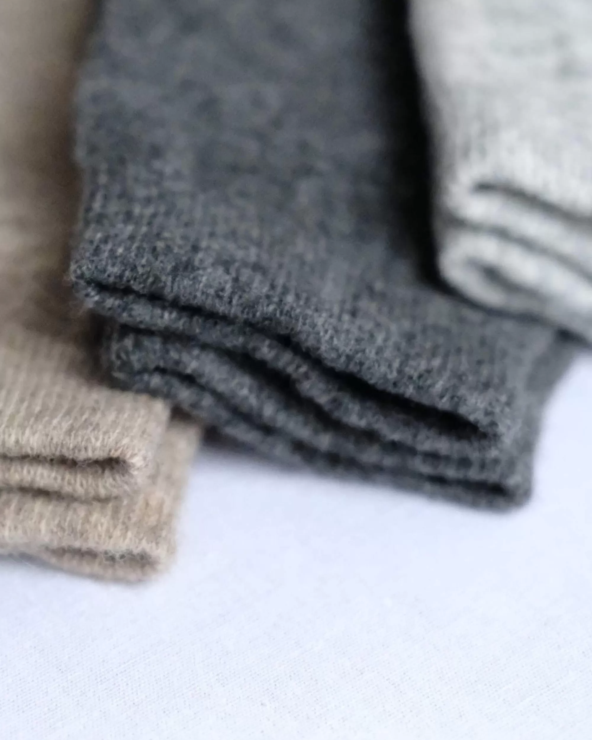 Flash Sale nishiguchi kutsushita : Praha C Mere Wool Socks