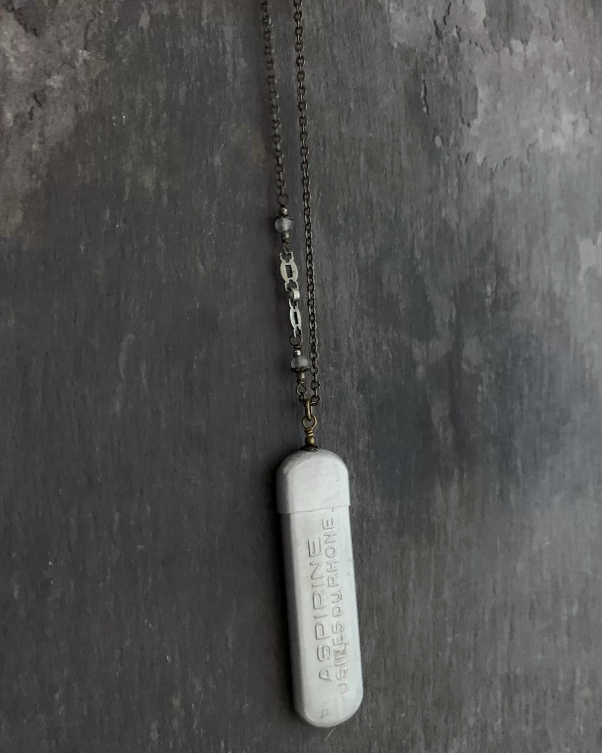 Discount tabito : Brass Necklace With Vintage Aspirine Case Pendant