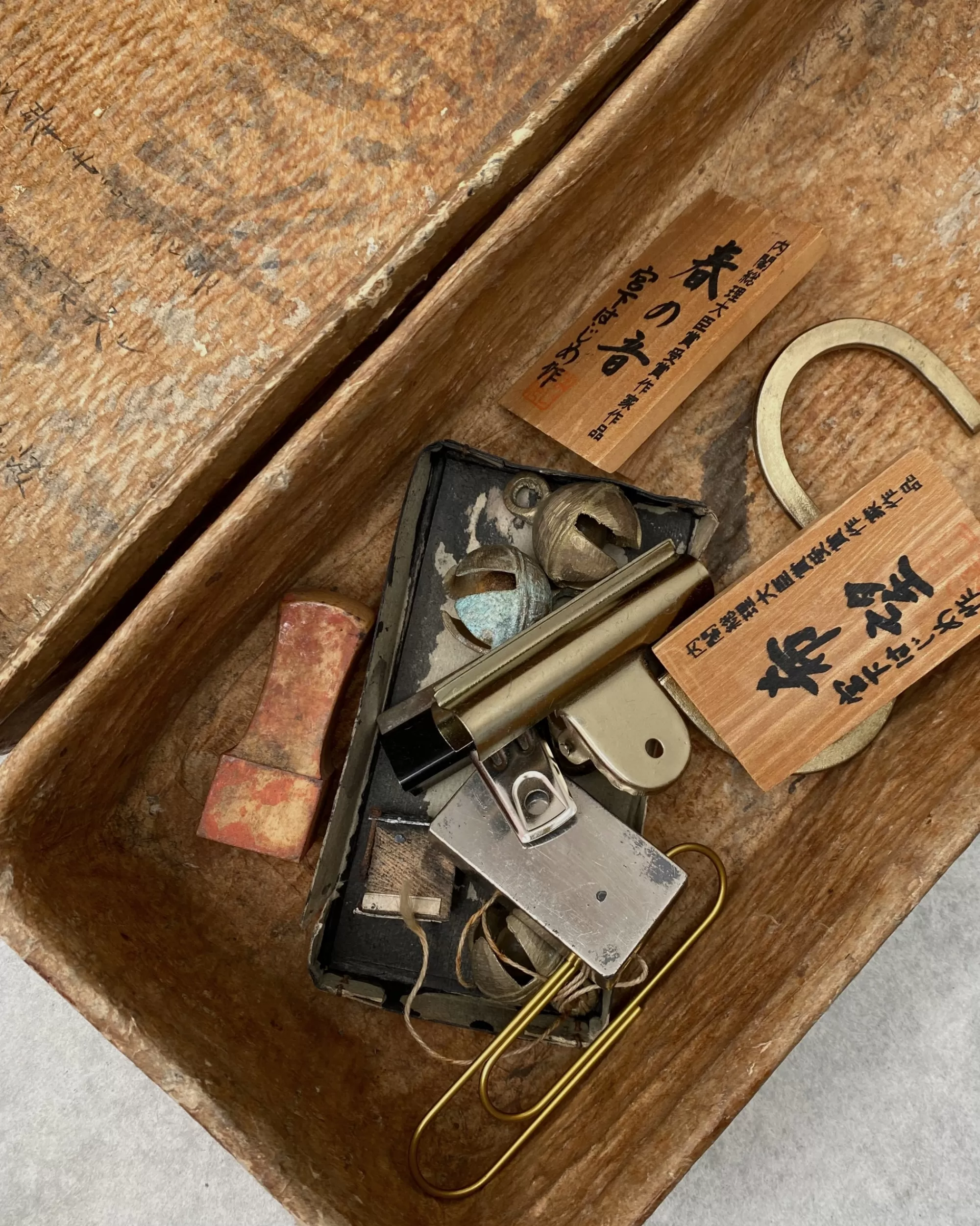 Clearance the maker Vintage Japanese Hariko Container